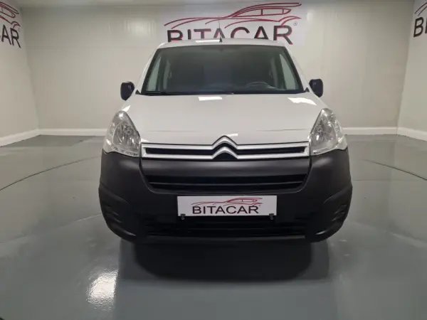 Citroen Berlingo 1.6 BLUEHDI IVA DEDUTIVEL APENAS 15.000KMS 7