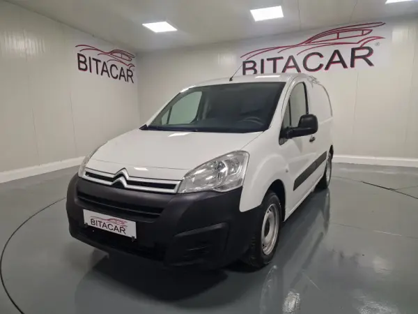 Citroen Berlingo 1.6 BLUEHDI IVA DEDUTIVEL APENAS 15.000KMS 12