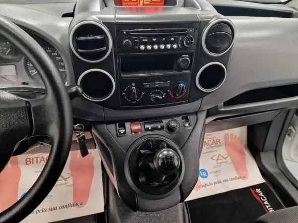 Citroen Berlingo 1.6 BLUEHDI IVA DEDUTIVEL APENAS 15.000KMS 63