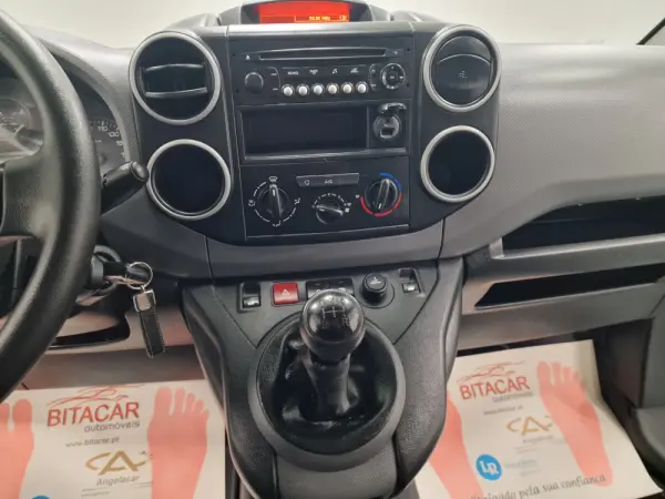 Citroen Berlingo 1.6 BLUEHDI IVA DEDUTIVEL APENAS 15.000KMS 64