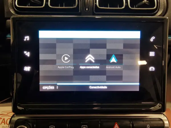 Citroen C3 1.2 PureTech Shine 64