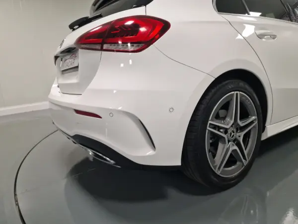 Mercedes-Benz A 180 d AMG Line Aut. 26