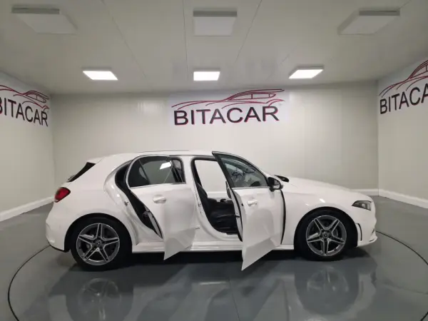 Mercedes-Benz A 180 d AMG Line Aut. 40