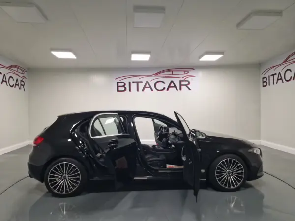 Mercedes-Benz A 180 d Style Plus Aut. 28