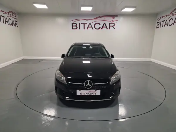 Mercedes-Benz A 180 d Fleet Pack Urban 4