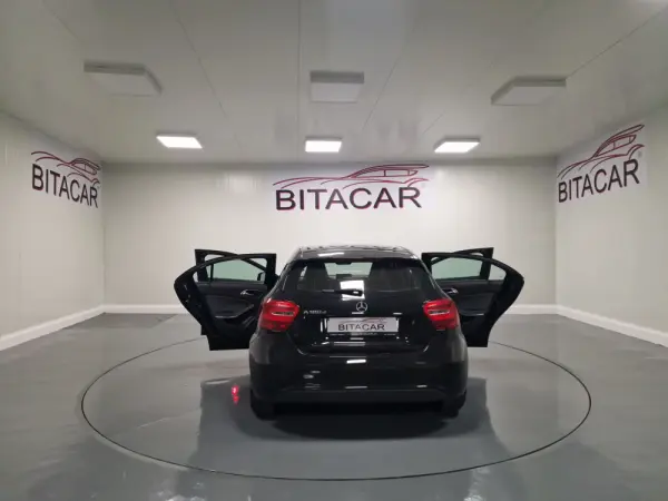 Mercedes-Benz A 180 d Fleet Pack Urban 14