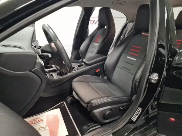 Mercedes-Benz A 180 d Fleet Pack Urban 36