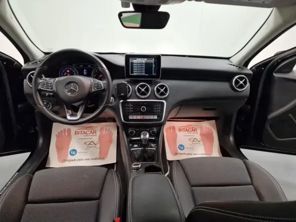 Mercedes-Benz A 180 d Fleet Pack Urban 53