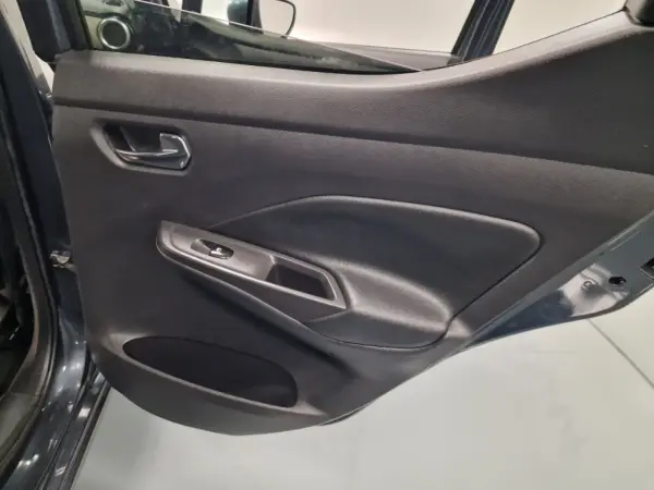 Nissan Micra 1.0 IG-T N-Connecta 50