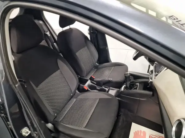 Nissan Micra 1.0 IG-T N-Connecta 58