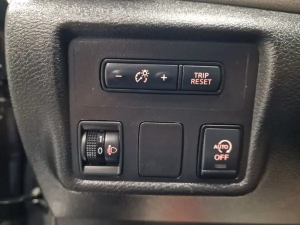 Nissan Micra 1.0 IG-T N-Connecta 71