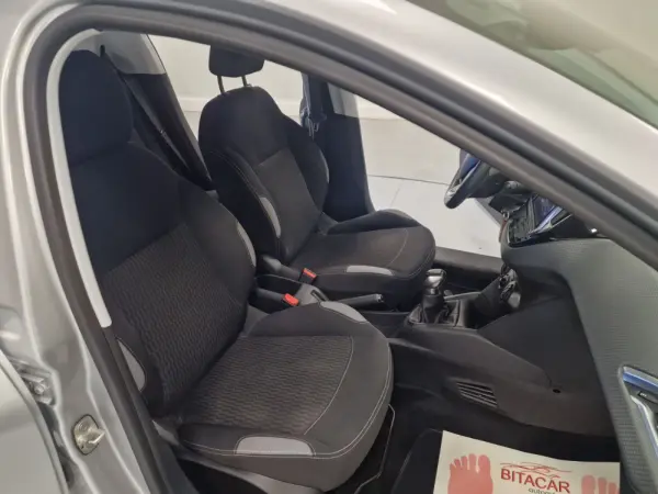 Peugeot 208 1.2 STYLE 50