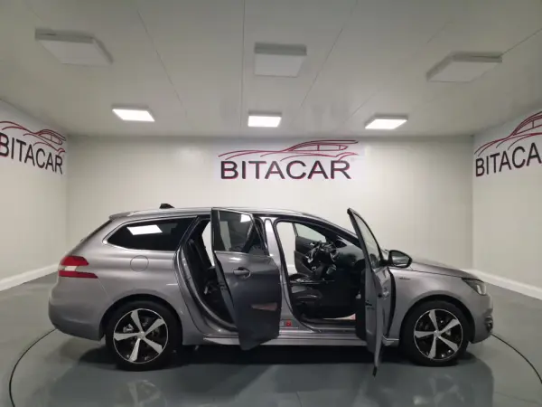 Peugeot 308 SW 1.6 BlueHDi GT Line 32