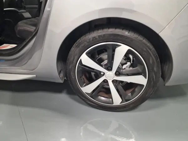 Peugeot 308 SW 1.6 BlueHDi GT Line 33