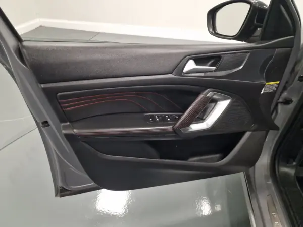 Peugeot 308 SW 1.6 BlueHDi GT Line 49