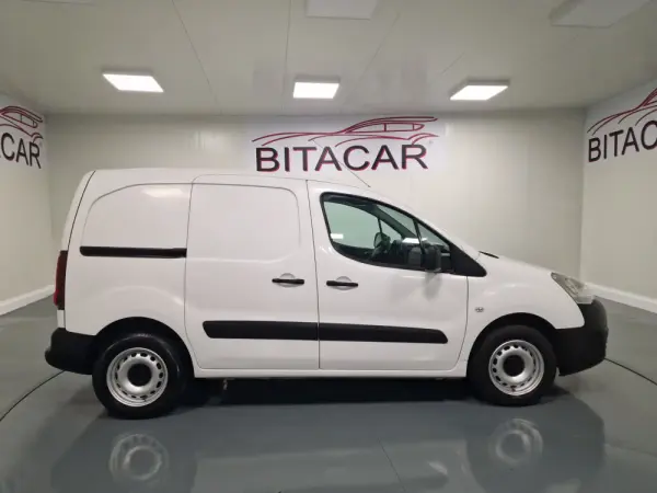 Peugeot Partner 1.6 BlueHDi L1 Premium 3L 28