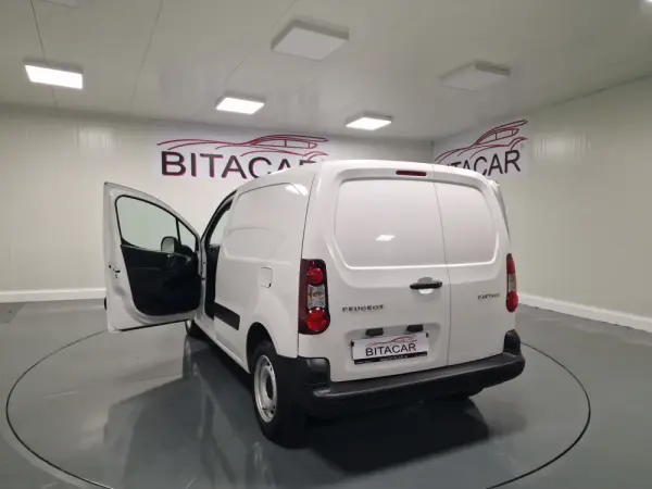 Peugeot Partner 1.6 BlueHDi L1 Premium 3L 29