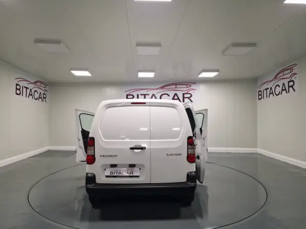 Peugeot Partner 1.6 BlueHDi L1 Premium 3L 30