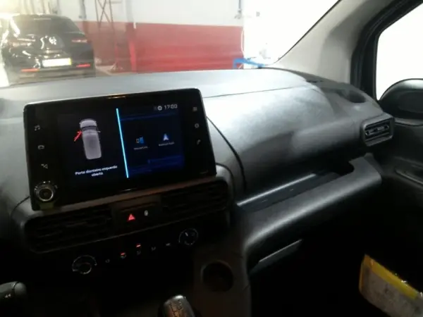 Peugeot Partner 1.5 BlueHDi Premium Standard 6