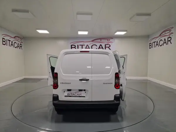 Peugeot Partner 1.6 BlueHDi L1 100CV SE Office 37