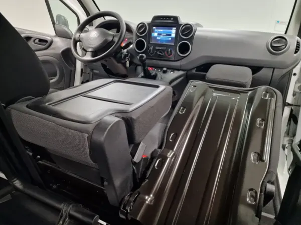Peugeot Partner 1.6 BlueHDi L1 100CV SE Office 42