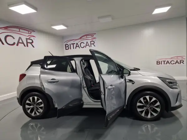 Renault Captur 1.5 dCi Exclusive 19
