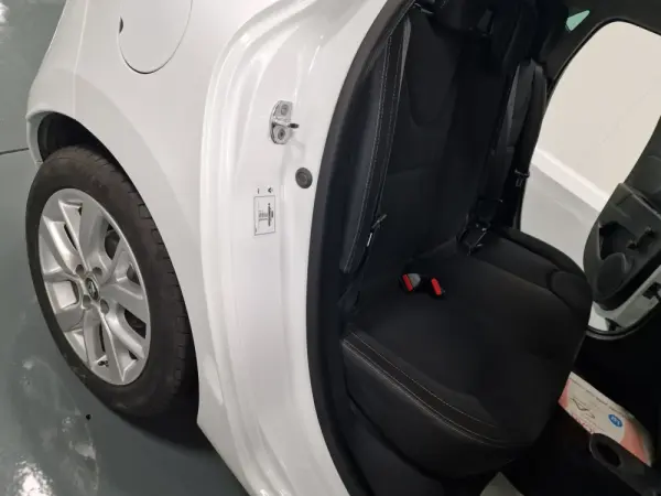 Renault Clio 1.5 dCi Limited 43
