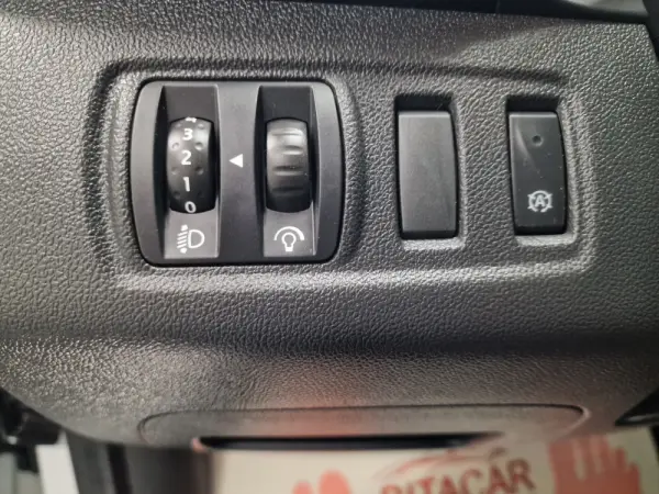 Renault Clio 1.5 dCi Limited 60