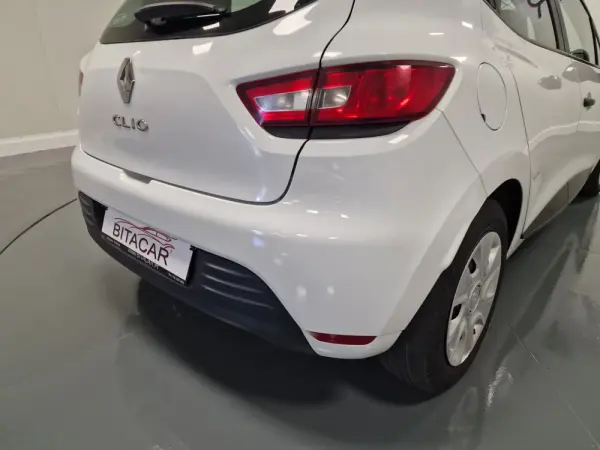Renault Clio SOCIETE 1.5 DCI ZEN GPS IVA DEDUTIVEL 17