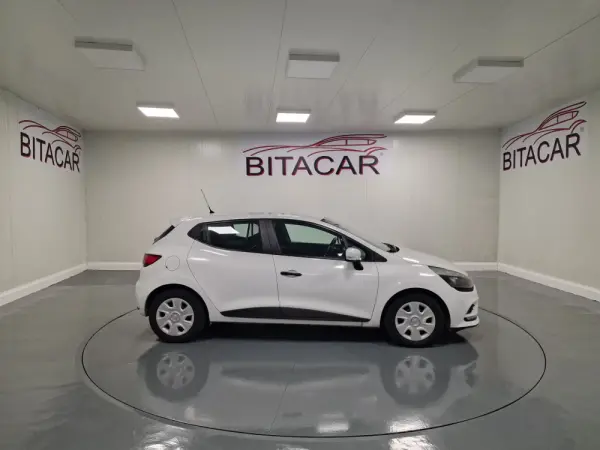 Renault Clio SOCIETE 1.5 DCI ZEN GPS IVA DEDUTIVEL 19