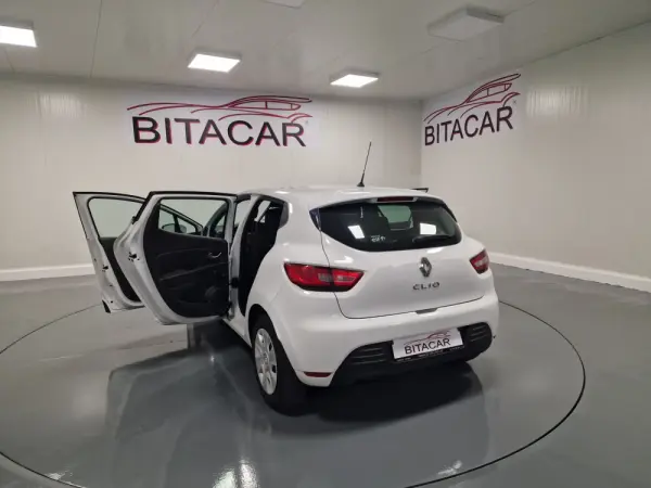 Renault Clio SOCIETE 1.5 DCI ZEN GPS IVA DEDUTIVEL 21
