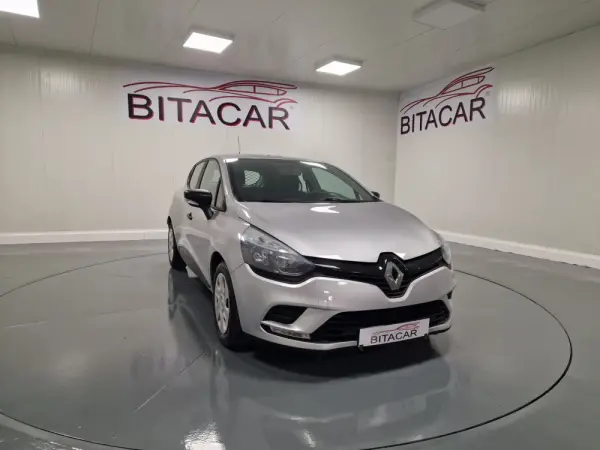 Renault Clio 1.5 dCi Zen IVA DEDUTIVEL 2