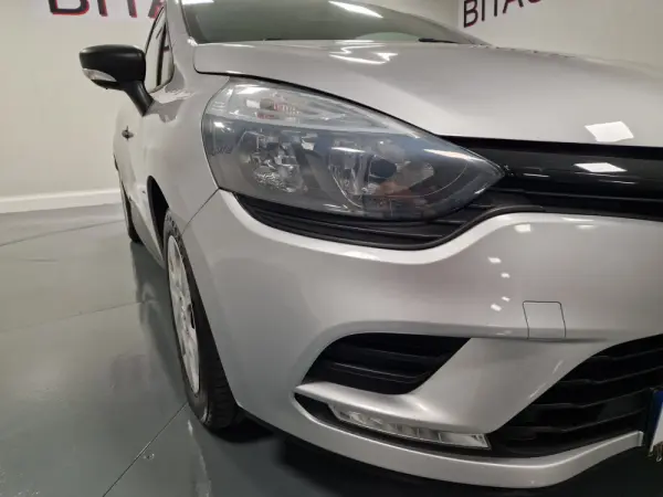 Renault Clio 1.5 dCi Zen IVA DEDUTIVEL 5