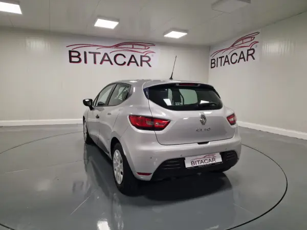 Renault Clio 1.5 dCi Zen IVA DEDUTIVEL 15