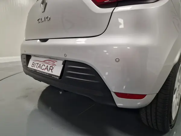 Renault Clio 1.5 dCi Zen IVA DEDUTIVEL 21