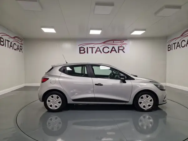 Renault Clio 1.5 dCi Zen IVA DEDUTIVEL 26