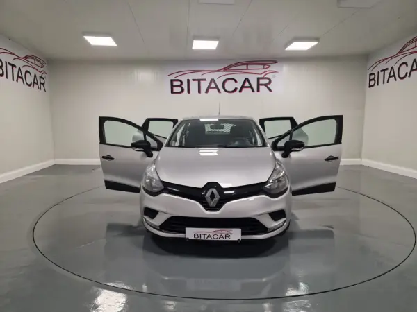 Renault Clio 1.5 dCi Zen IVA DEDUTIVEL 30