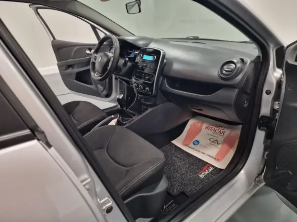 Renault Clio 1.5 dCi Zen IVA DEDUTIVEL 54