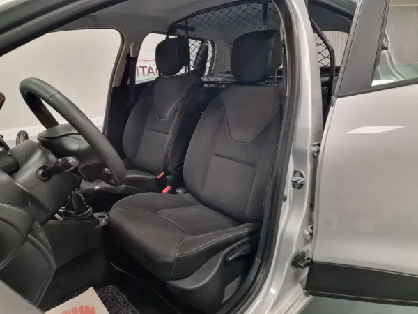 Renault Clio 1.5 dCi Zen IVA DEDUTIVEL 59