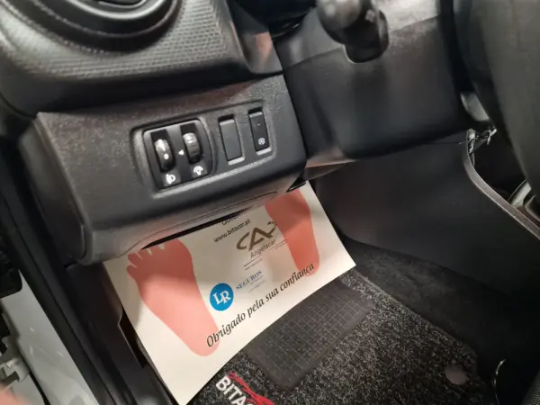 Renault Clio 1.5 dCi Zen IVA DEDUTIVEL 63
