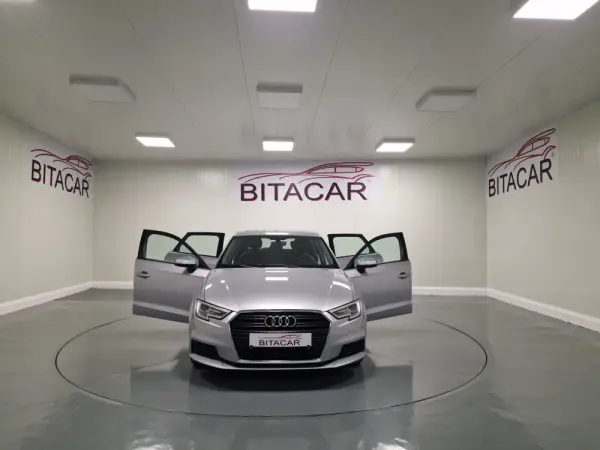 Audi A3 Sportback 1.6 TDI Design 14