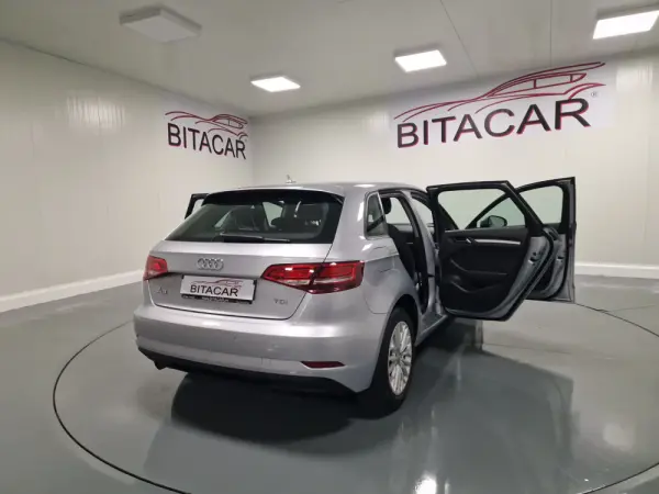 Audi A3 Sportback 1.6 TDI Design 26