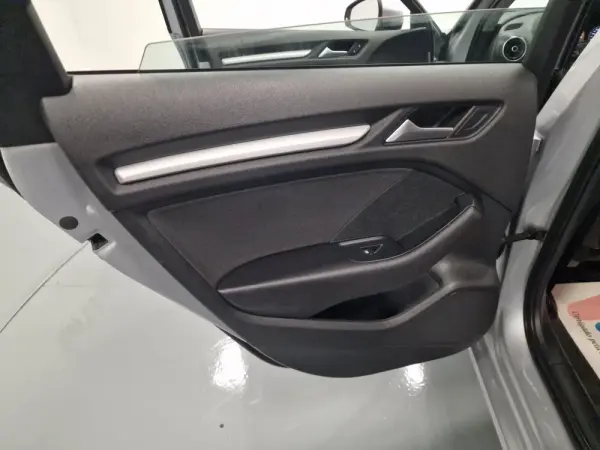 Audi A3 Sportback 1.6 TDI Design 34