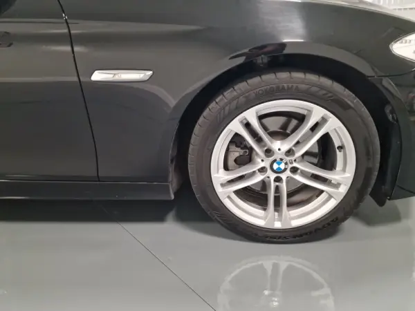 BMW 520 D LINE SPORT 3
