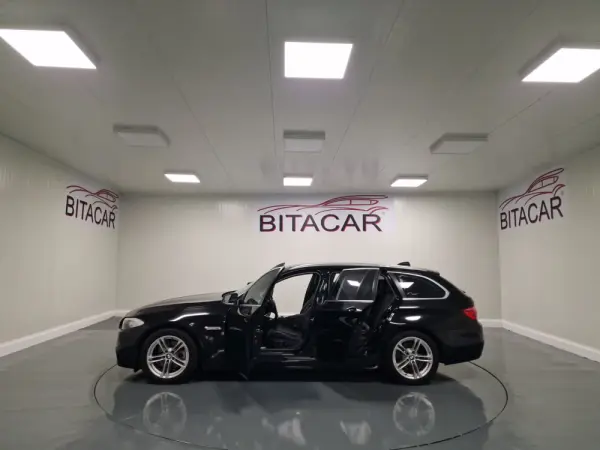 BMW 520 D LINE SPORT 32