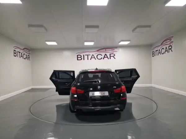 BMW 520 D LINE SPORT 35
