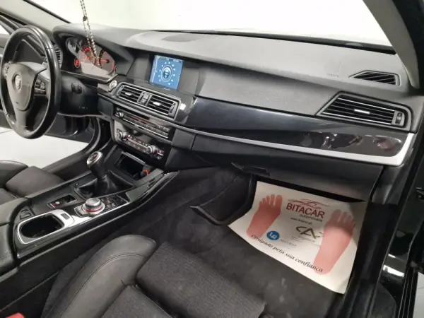 BMW 520 D LINE SPORT 62