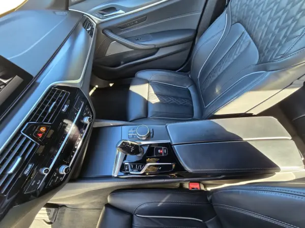 BMW 520 TOURING 218CV PACK M 11