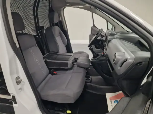 Citroën Berlingo 1.6 HDI 90CV GPS IVA DEDUTIVEL 49