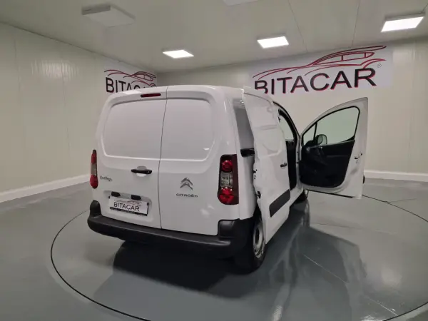 Citroën Berlingo 1.6 BLUEHDI GPS IVA DEDUTIVEL 34